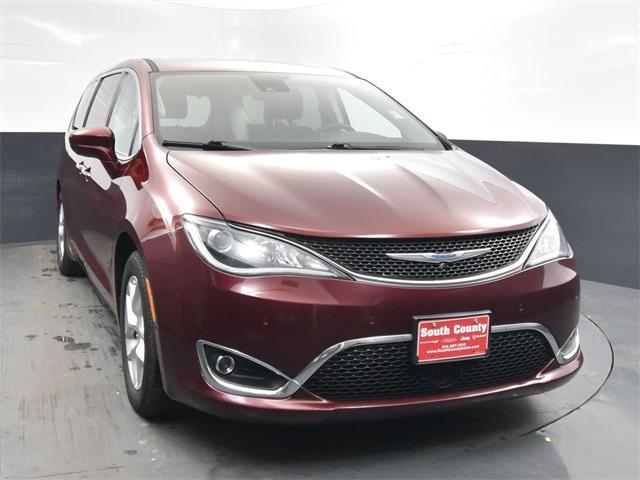 used 2019 Chrysler Pacifica car, priced at $15,500