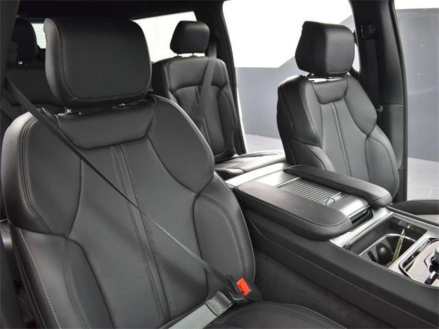 new 2025 Jeep Wagoneer car, priced at $75,075