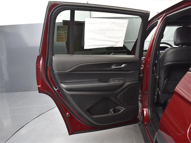 new 2025 Jeep Grand Cherokee L car, priced at $40,230