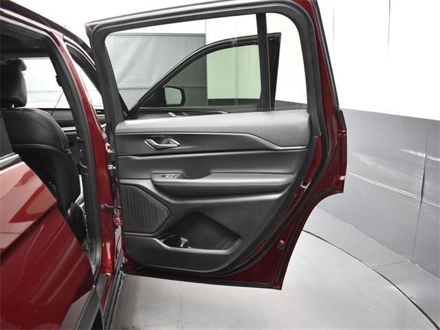 new 2025 Jeep Grand Cherokee L car, priced at $40,230