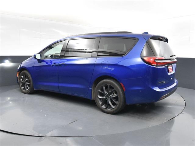 used 2021 Chrysler Pacifica car, priced at $15,200