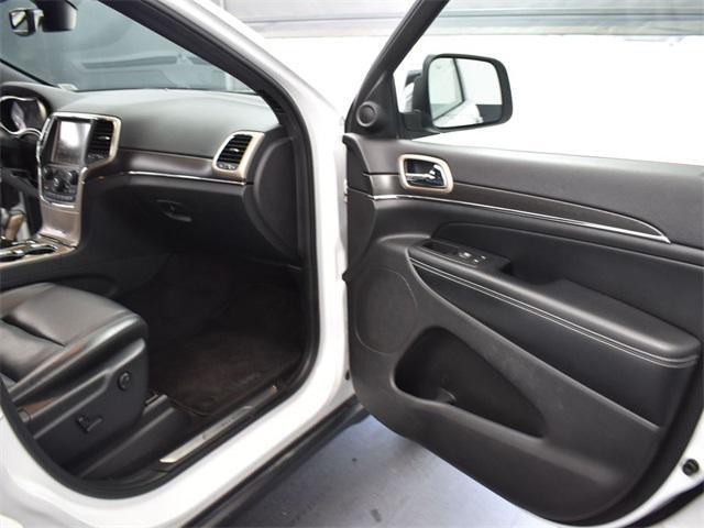 used 2017 Jeep Grand Cherokee car, priced at $14,000