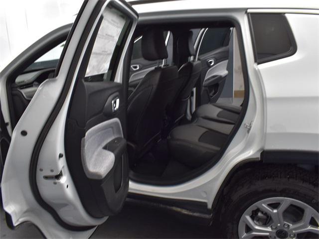 new 2025 Jeep Compass car, priced at $27,043