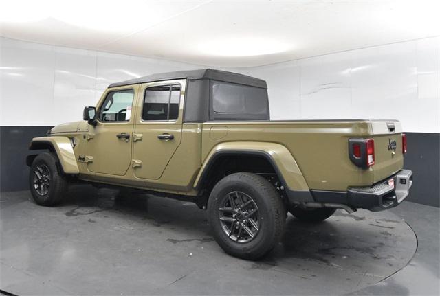 new 2025 Jeep Gladiator car, priced at $39,160