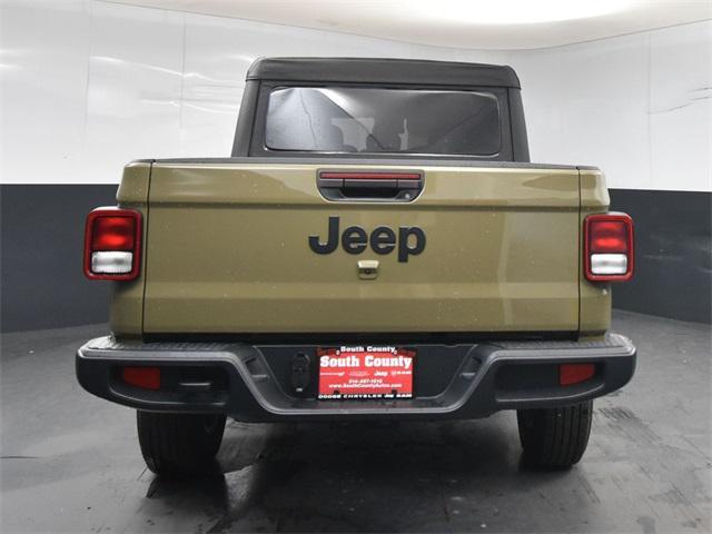 new 2025 Jeep Gladiator car, priced at $39,160