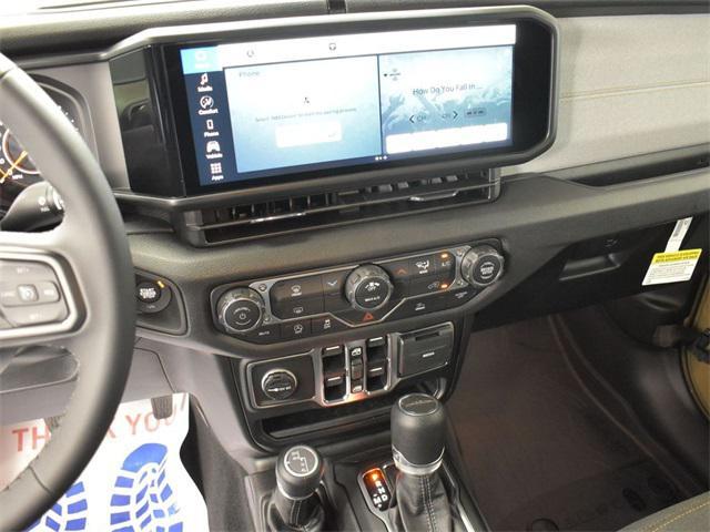 new 2025 Jeep Gladiator car, priced at $39,160