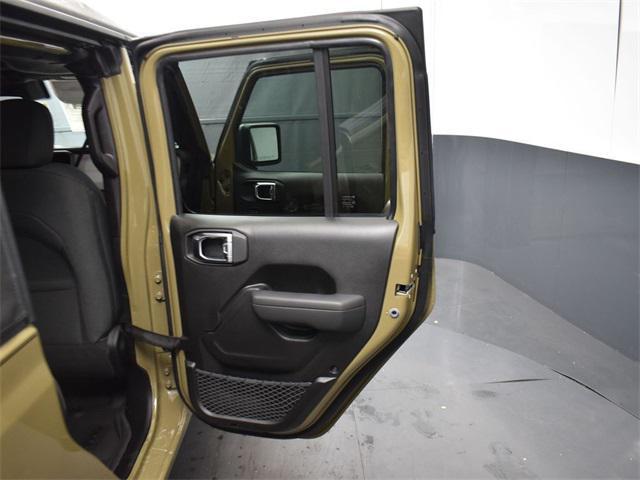 new 2025 Jeep Gladiator car, priced at $39,160