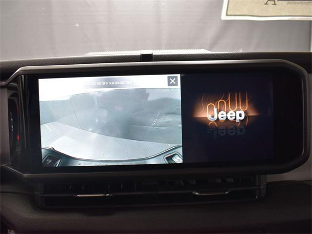 new 2025 Jeep Gladiator car, priced at $39,160