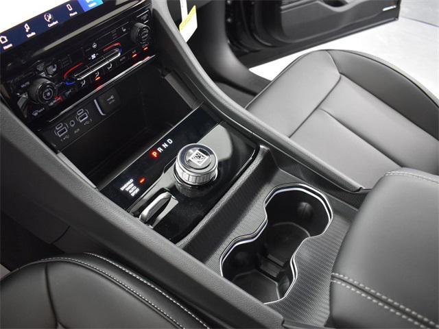 new 2025 Jeep Grand Cherokee car, priced at $39,870