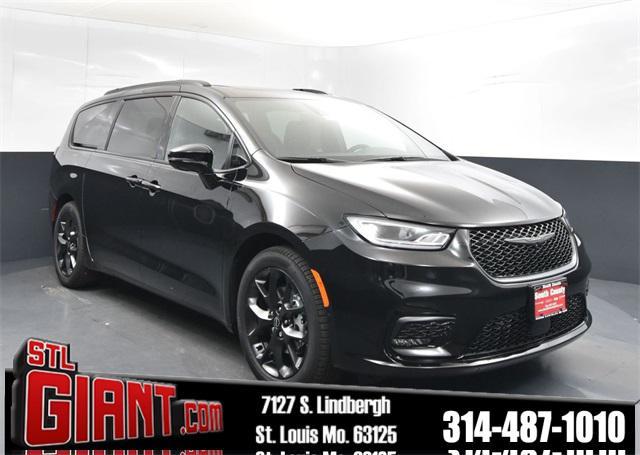 new 2026 Chrysler Pacifica car, priced at $47,540