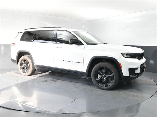 used 2021 Jeep Grand Cherokee L car, priced at $27,800