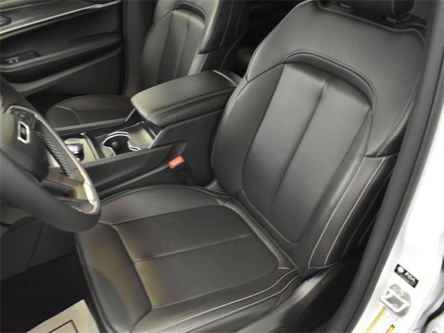 new 2025 Jeep Grand Cherokee car, priced at $37,775