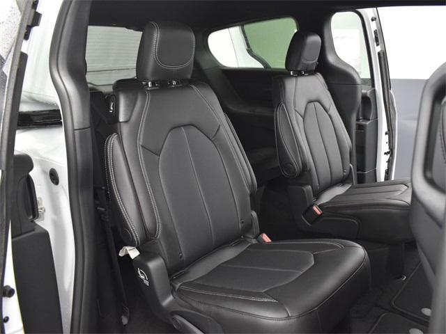 new 2025 Chrysler Pacifica car, priced at $41,253