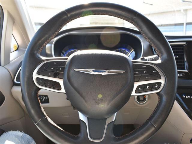 used 2020 Chrysler Pacifica car, priced at $21,500