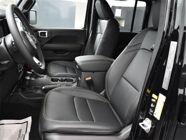 new 2025 Jeep Wrangler car, priced at $51,715