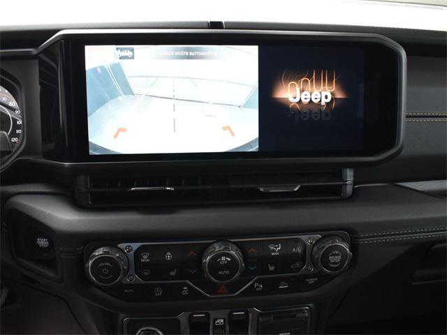 new 2025 Jeep Wrangler car, priced at $51,715