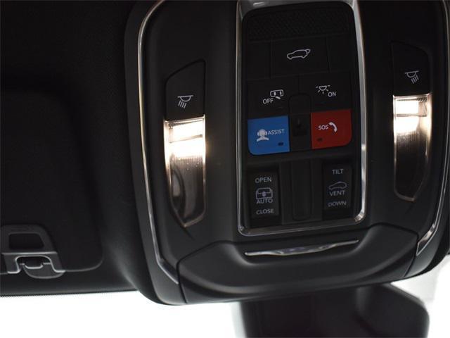 new 2025 Jeep Grand Cherokee car, priced at $37,165