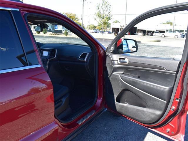 used 2015 Jeep Grand Cherokee car, priced at $18,000