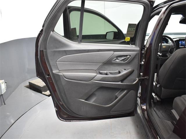 used 2022 Chevrolet Traverse car, priced at $28,750
