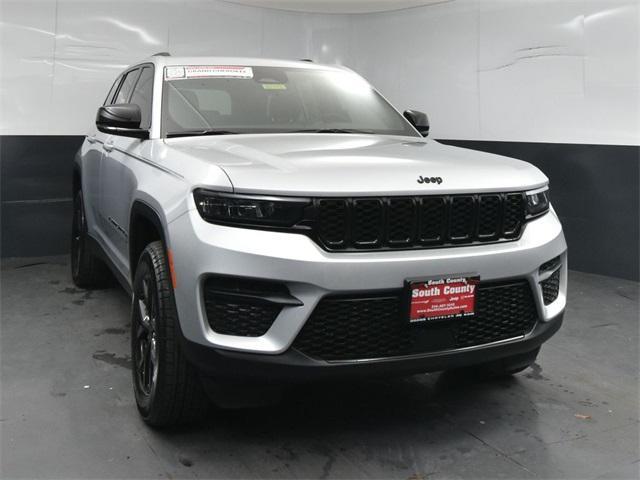 new 2025 Jeep Grand Cherokee car, priced at $38,480
