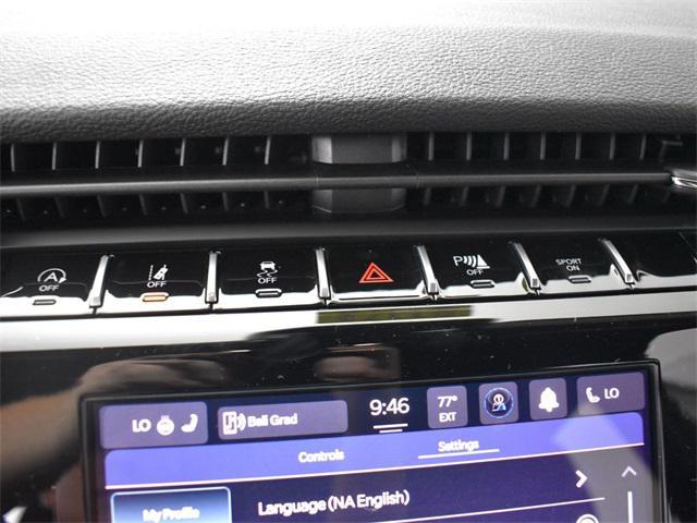 new 2025 Jeep Grand Cherokee car, priced at $38,480