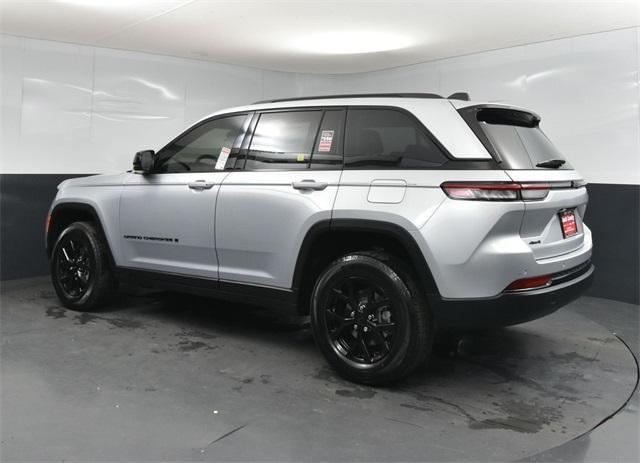 new 2025 Jeep Grand Cherokee car, priced at $38,480