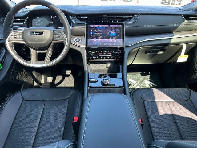 new 2025 Jeep Grand Cherokee L car, priced at $47,707