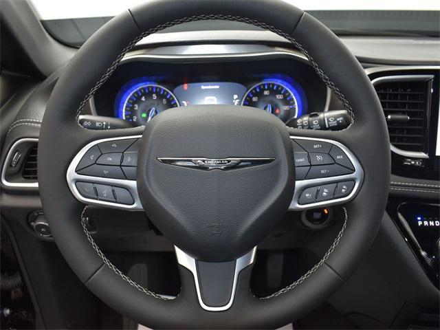 new 2025 Chrysler Pacifica car, priced at $37,532