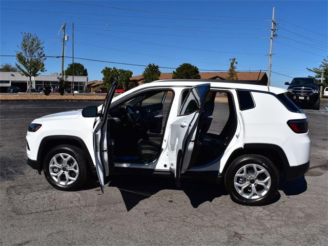 new 2026 Jeep Compass car, priced at $26,890