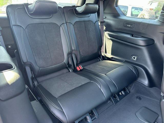 new 2025 Jeep Grand Cherokee L car, priced at $42,217