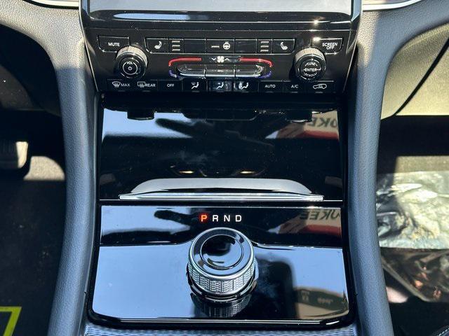 new 2025 Jeep Grand Cherokee L car, priced at $42,217