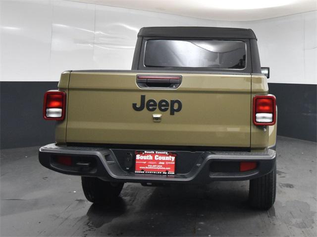 new 2025 Jeep Gladiator car, priced at $39,160