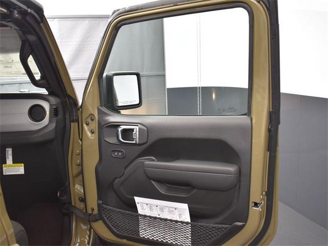 new 2025 Jeep Gladiator car, priced at $39,160