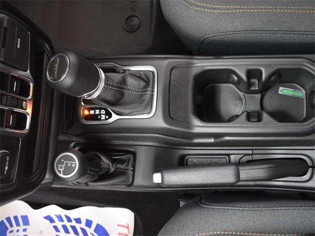 new 2025 Jeep Gladiator car, priced at $39,160