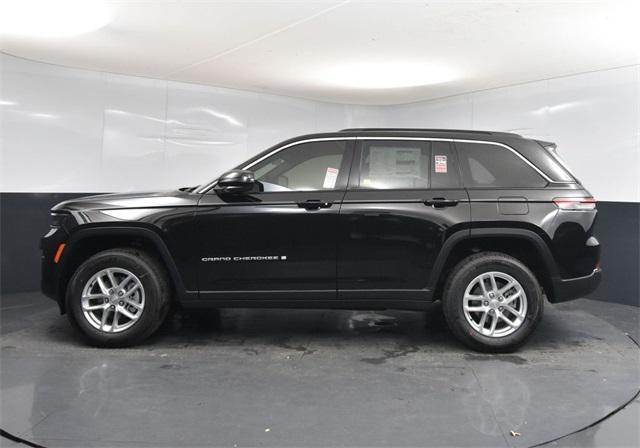 new 2025 Jeep Grand Cherokee car, priced at $36,415