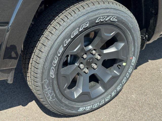 new 2025 Ram 1500 car, priced at $48,713