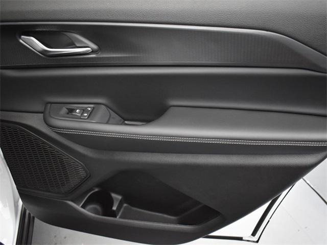 new 2025 Jeep Grand Cherokee L car, priced at $35,825