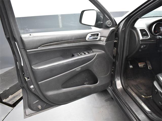 used 2016 Jeep Grand Cherokee car, priced at $16,000