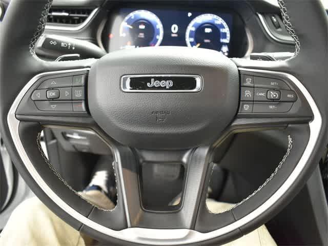 new 2024 Jeep Grand Cherokee car, priced at $36,375