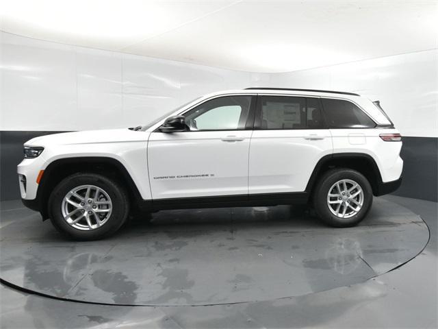 new 2025 Jeep Grand Cherokee car, priced at $35,677