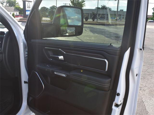 new 2025 Ram 1500 car