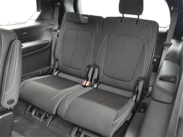 new 2025 Jeep Grand Cherokee L car, priced at $38,429