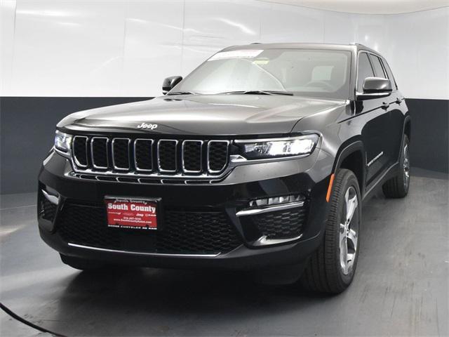 new 2025 Jeep Grand Cherokee car, priced at $38,870