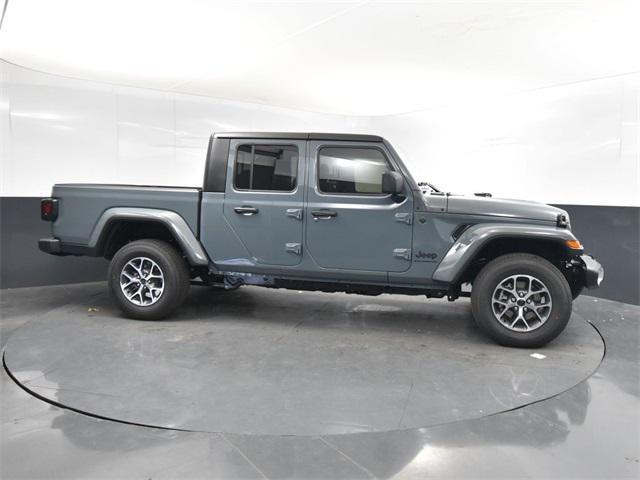 new 2024 Jeep Gladiator car, priced at $38,050