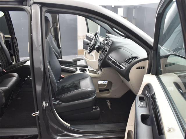 used 2014 Dodge Grand Caravan car, priced at $9,000
