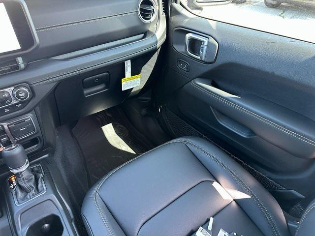 new 2025 Jeep Wrangler car, priced at $53,130