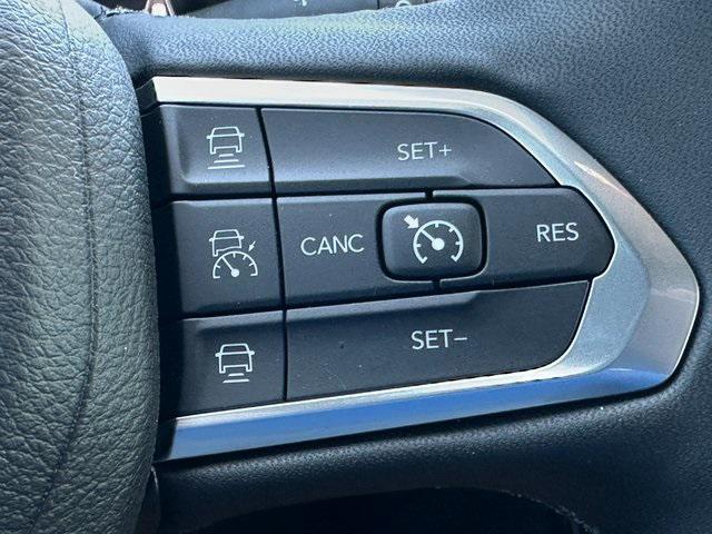 new 2025 Jeep Compass car, priced at $32,418