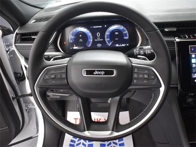 new 2025 Jeep Grand Cherokee car, priced at $32,810