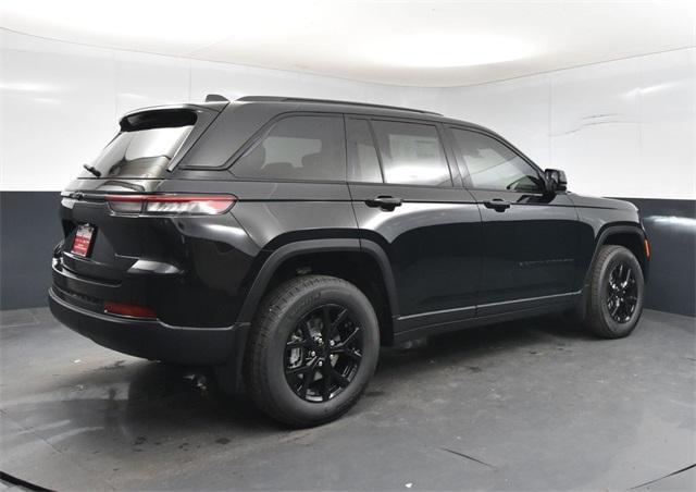 new 2025 Jeep Grand Cherokee car, priced at $33,405