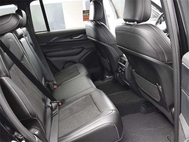 new 2025 Jeep Grand Cherokee car, priced at $33,405